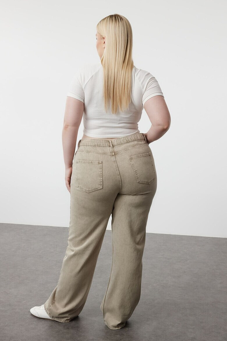 Trendyol Дънки Plus Size с висока талия - Pepit.bg