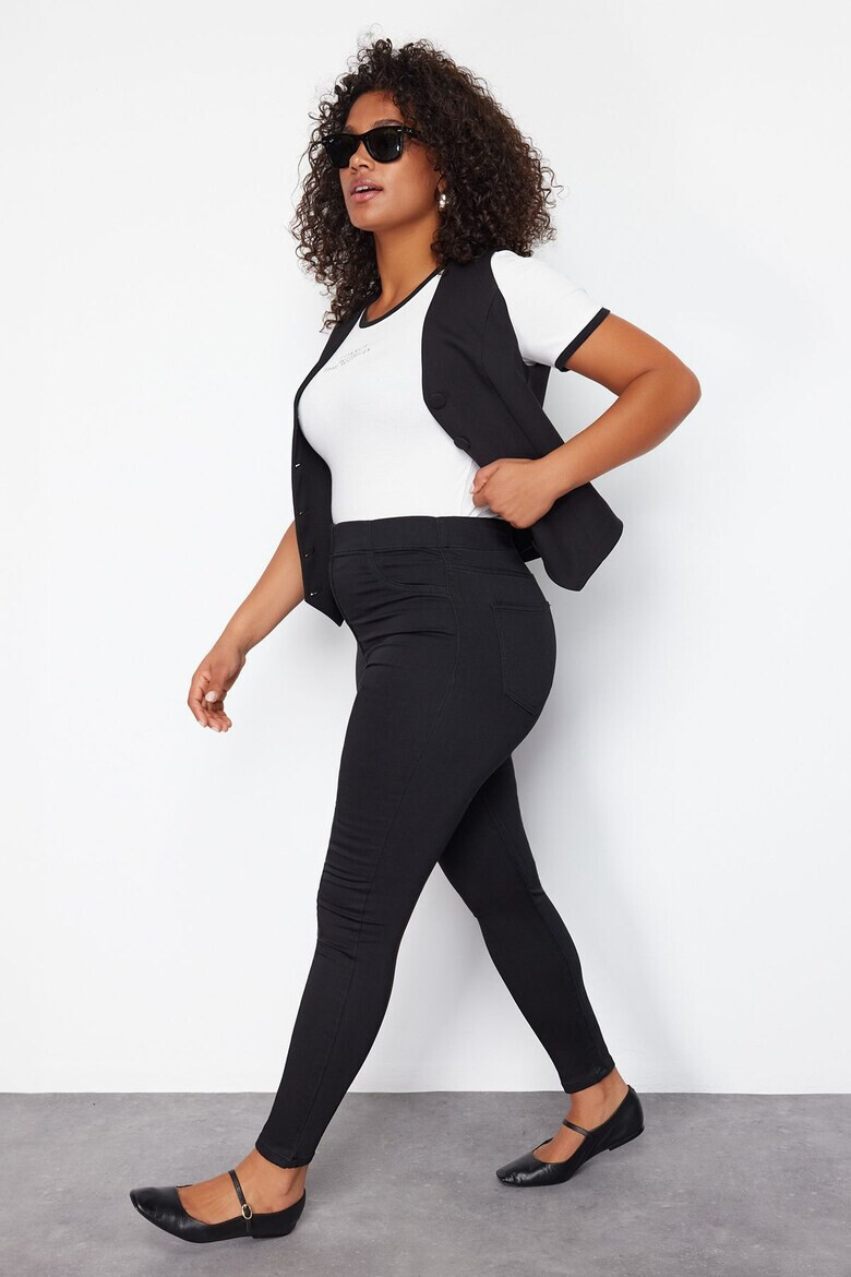 Trendyol Дънки Plus Size с висока талия - Pepit.bg