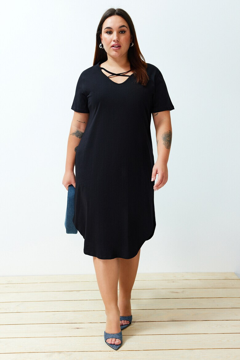 Trendyol Памучна миди рокля Plus Size - Pepit.bg