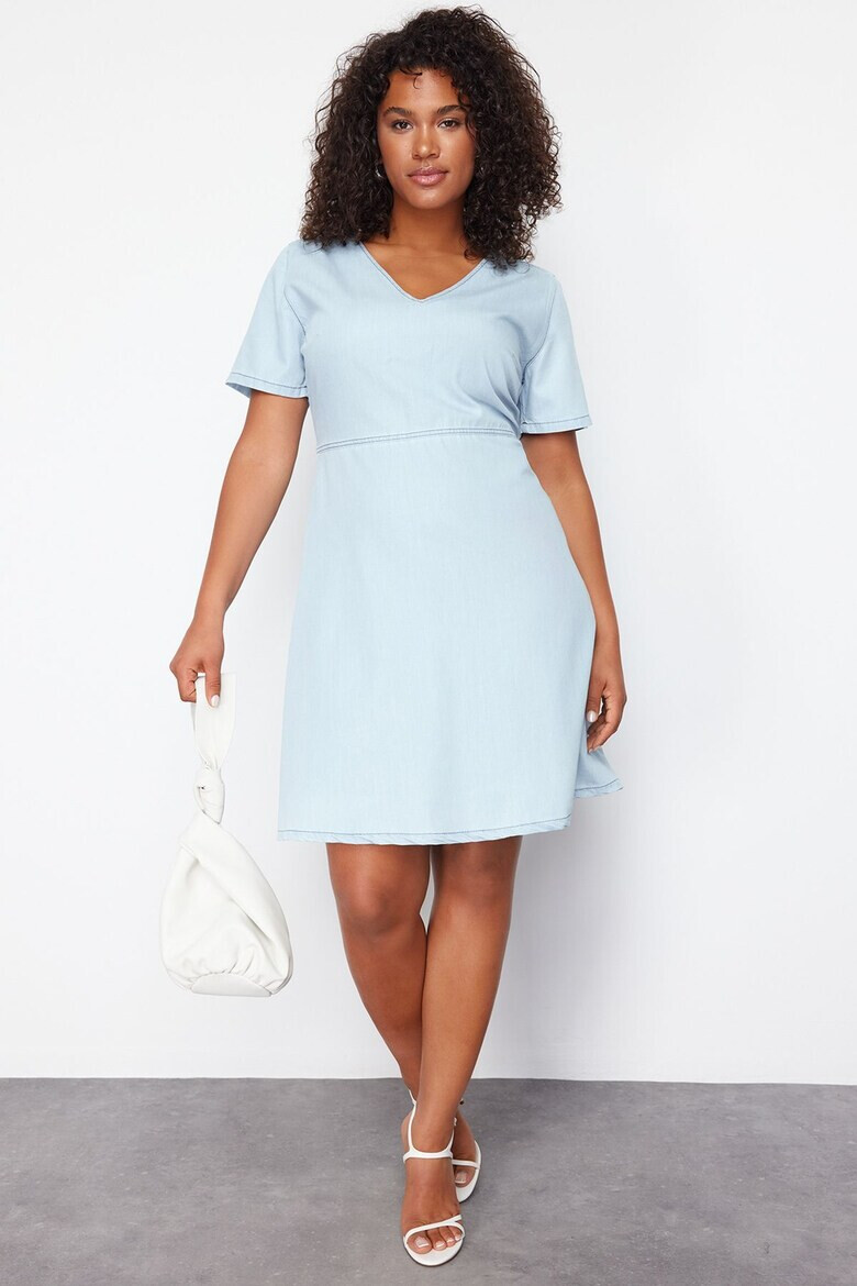Trendyol Рокля Plus Size с лиосел - Pepit.bg