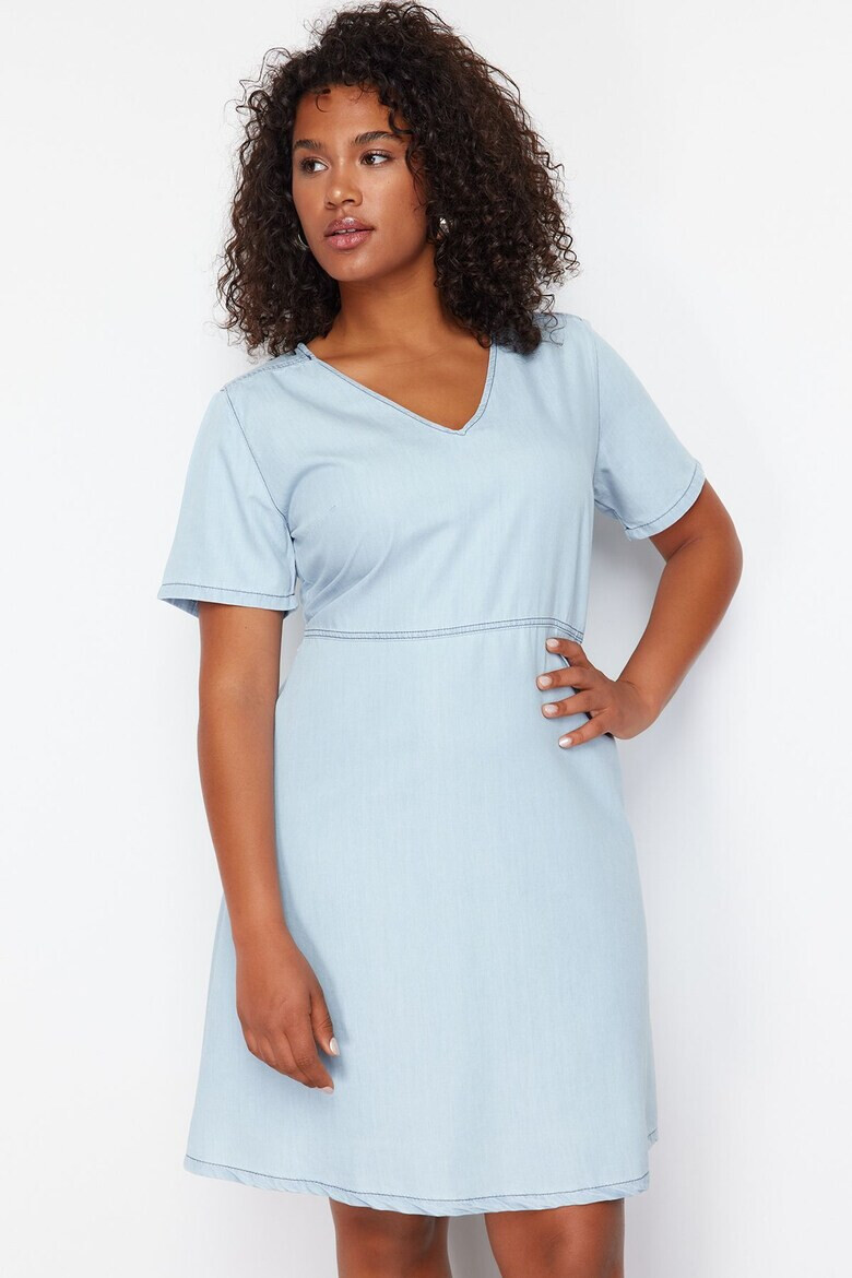 Trendyol Рокля Plus Size с лиосел - Pepit.bg