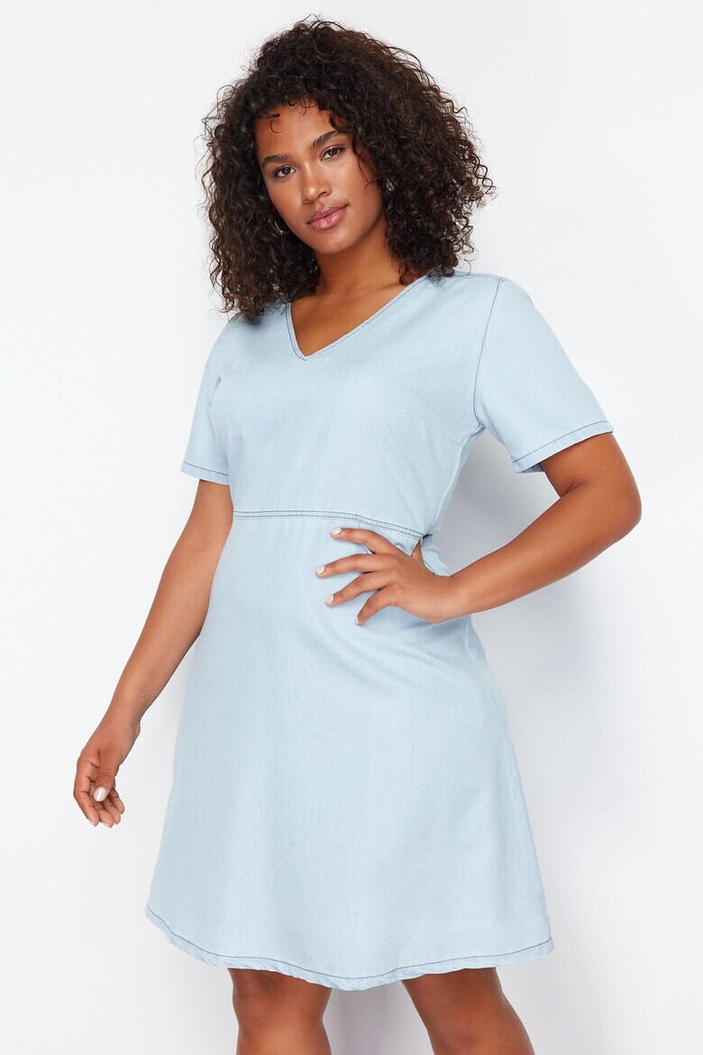 Trendyol Рокля Plus Size с лиосел - Pepit.bg