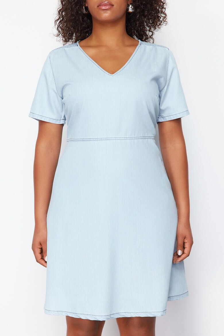 Trendyol Рокля Plus Size с лиосел - Pepit.bg