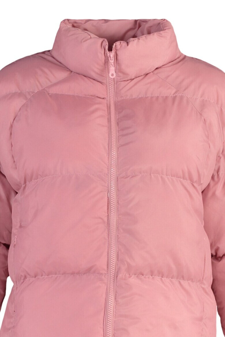 Trendyol Зимно яке Plus Size - Pepit.bg