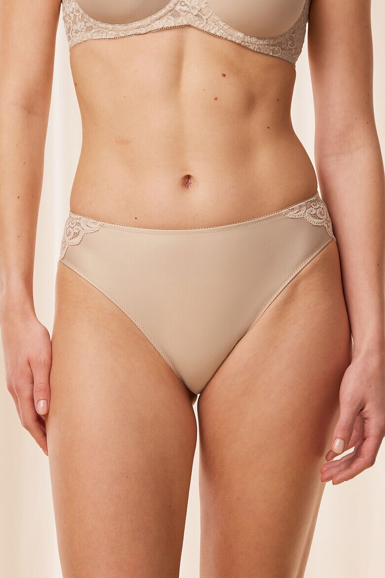 Triumph Бикини Amourette с дантела - Pepit.bg