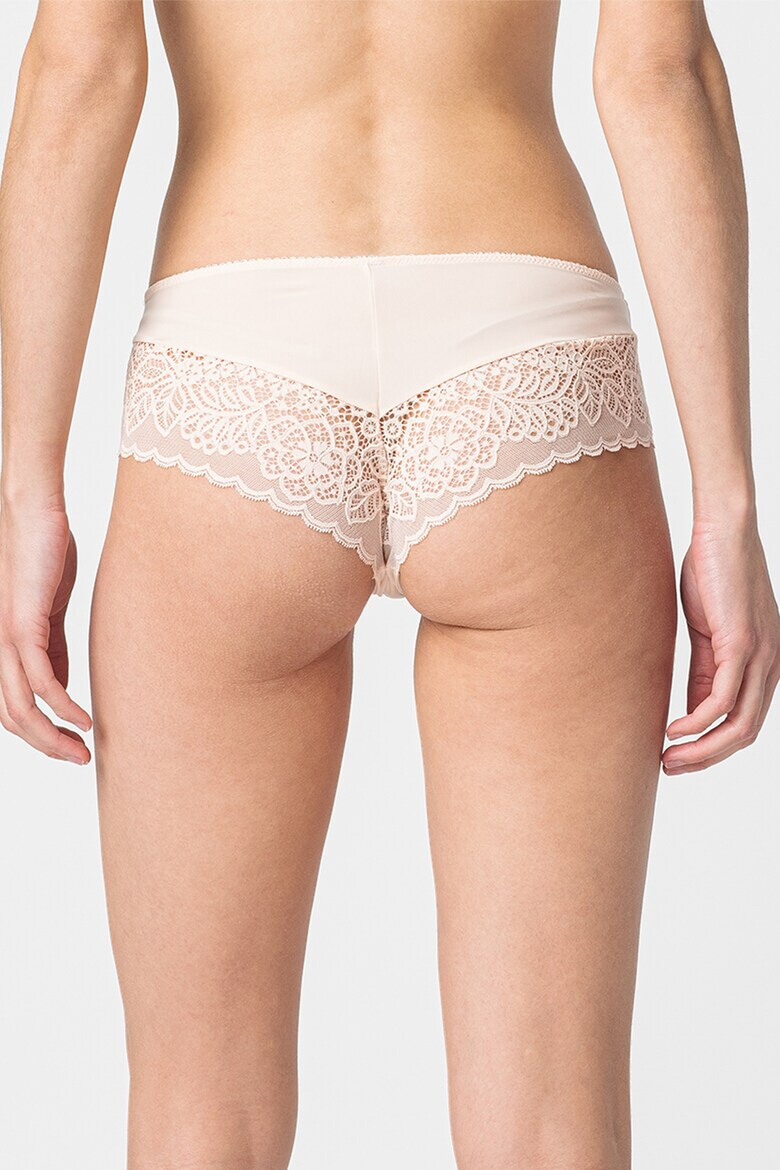 Triumph Бикини Amourette Spotlight тип хипстър с дантела - Pepit.bg