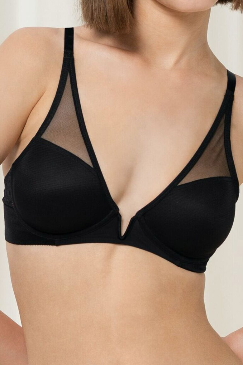 Triumph Дантелена бразилиана Tempting - Pepit.bg