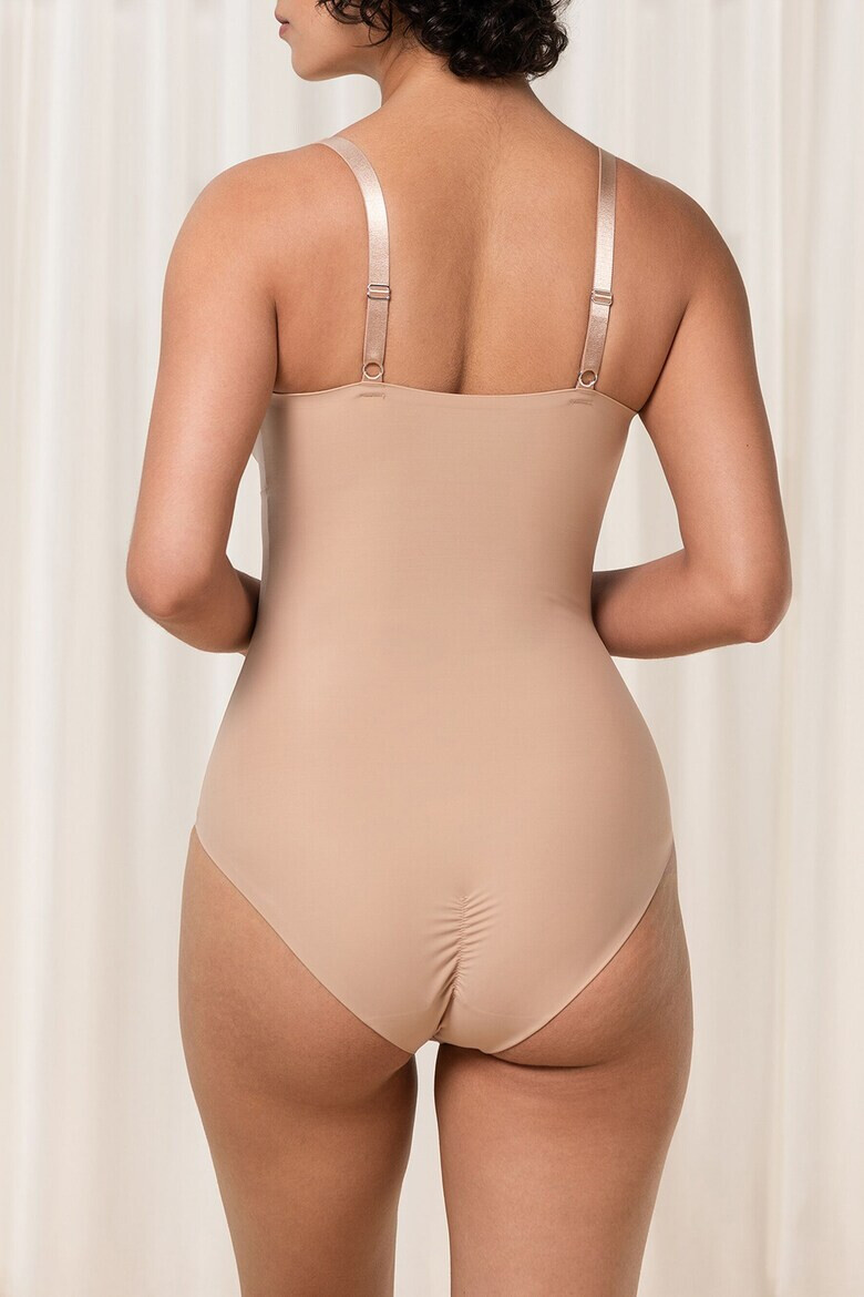 Triumph Оформящо боди True Shape Sensation с шпиц - Pepit.bg