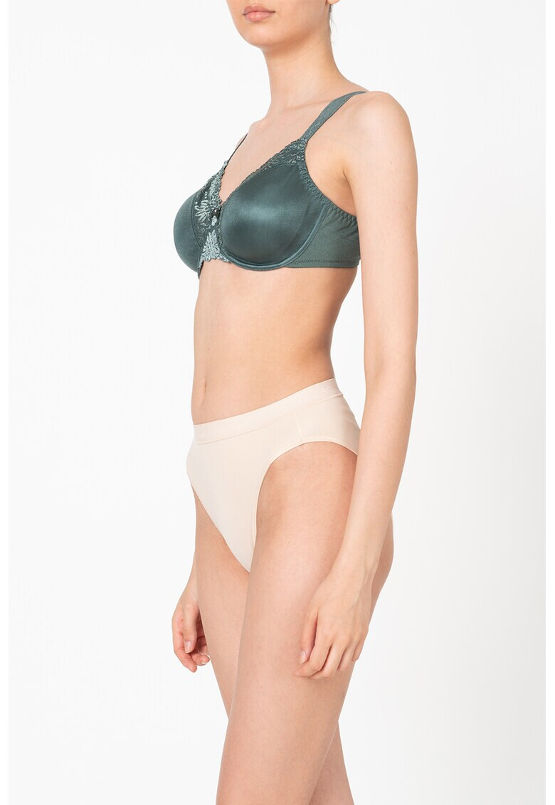 Triumph Сутиен Ladyform с цели чашки - Pepit.bg