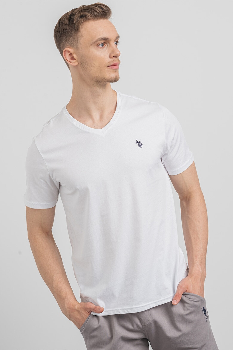 US Polo Assn U.S. Polo Assn - Памучна тениска с шпиц - Pepit.bg