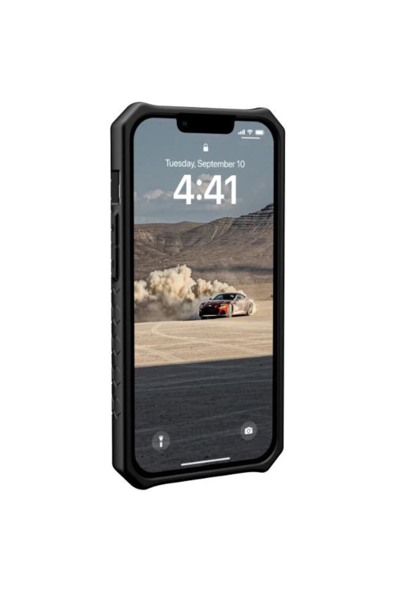 UAG Предпазен калъф Monarch Series за iPhone 14 - Carbon Fiber - Pepit.bg