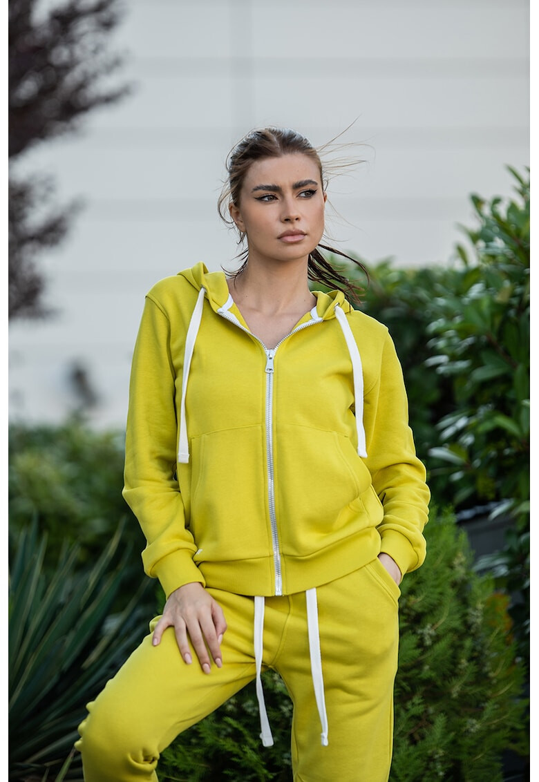 uFIT Спортен екип с цип - Pepit.bg