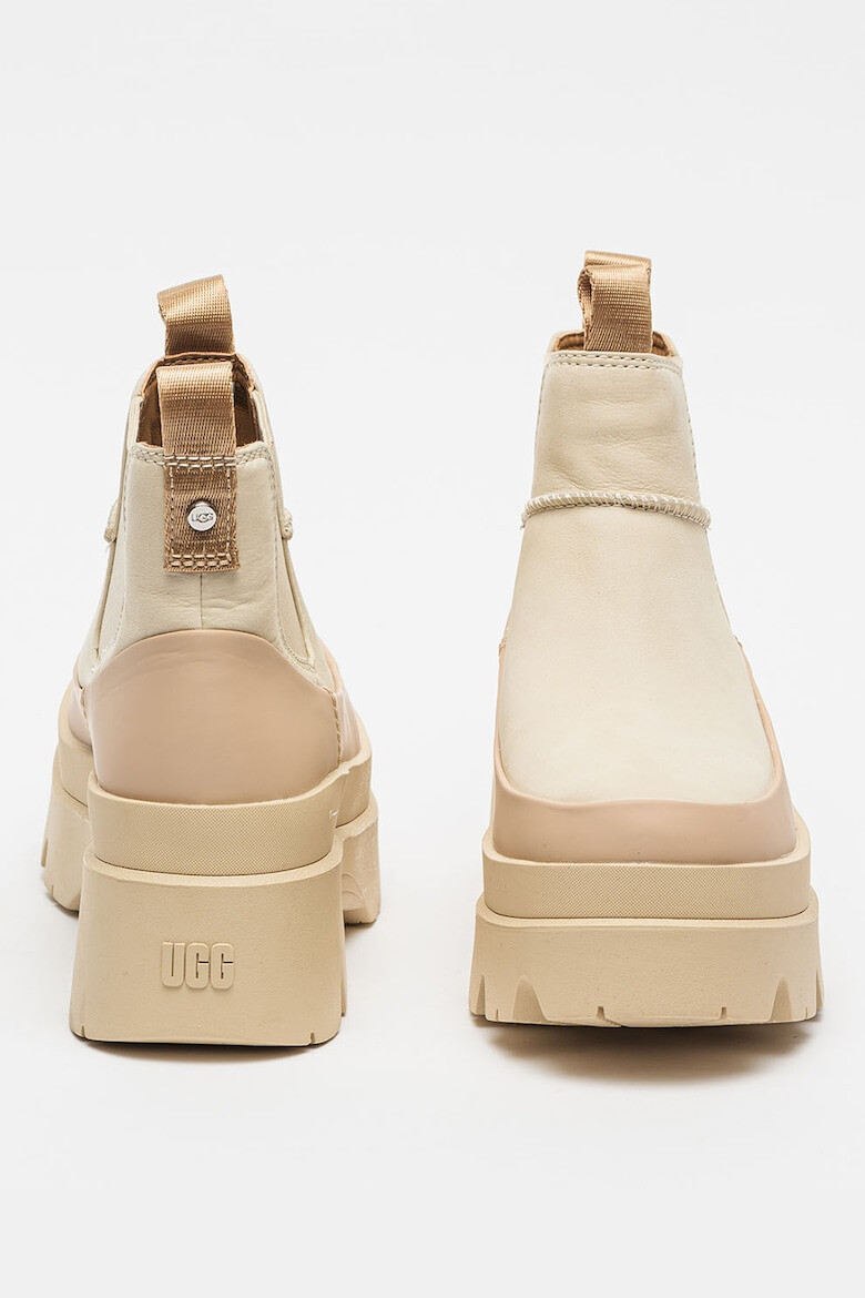 UGG Боти Brisbane Chelsea с масивен дизайн - Pepit.bg