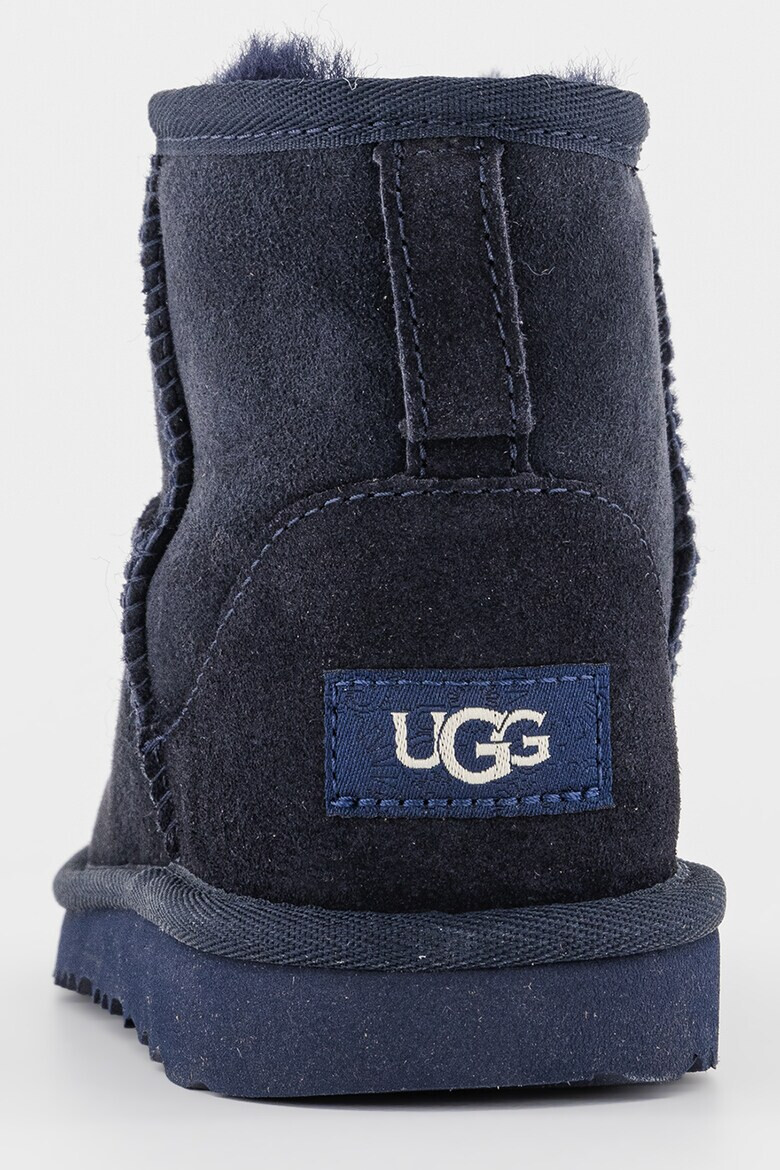 UGG Боти от велур Classic II Mini - Pepit.bg
