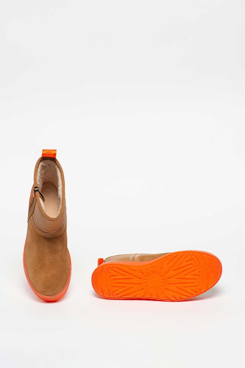 UGG Боти Classic Tech Mini - Pepit.bg