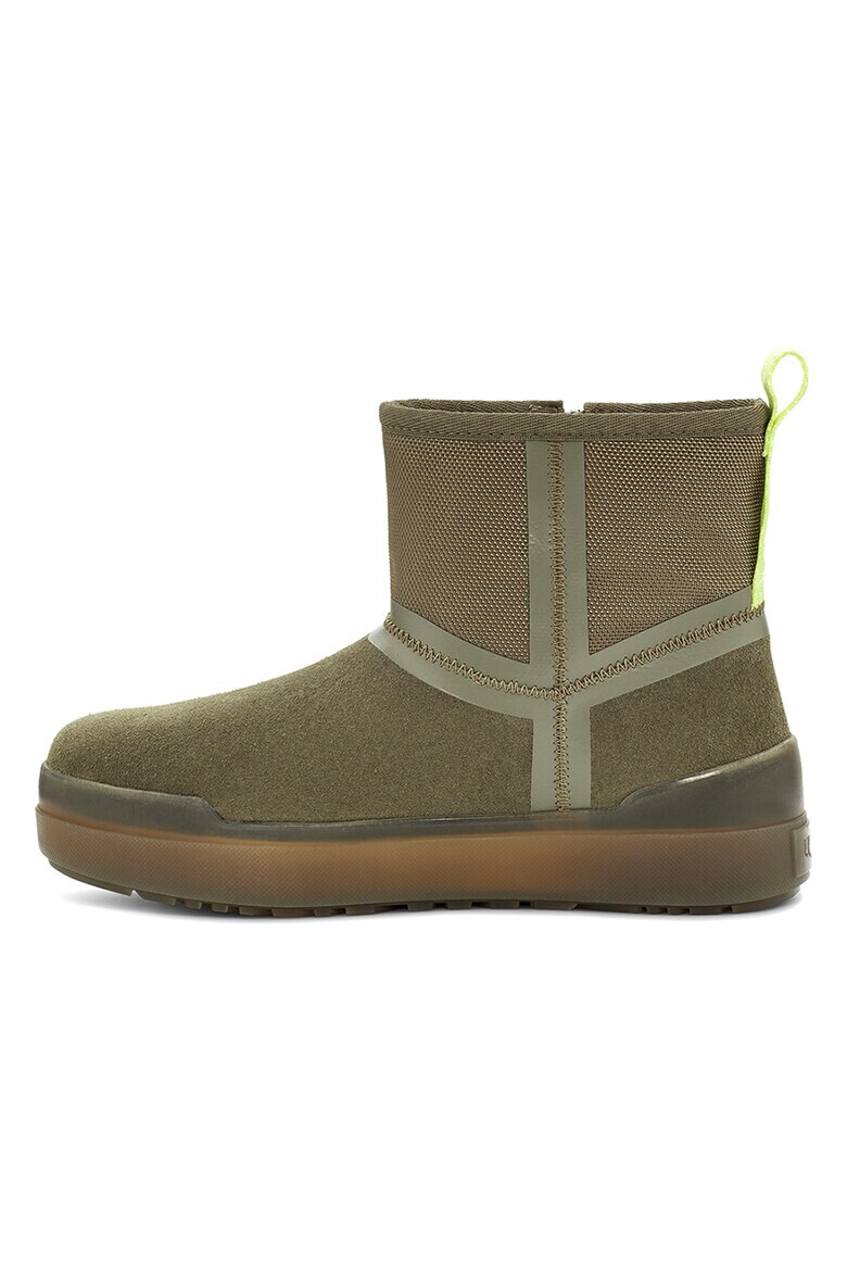 UGG Боти Classic Tech от велур у текстил - Pepit.bg