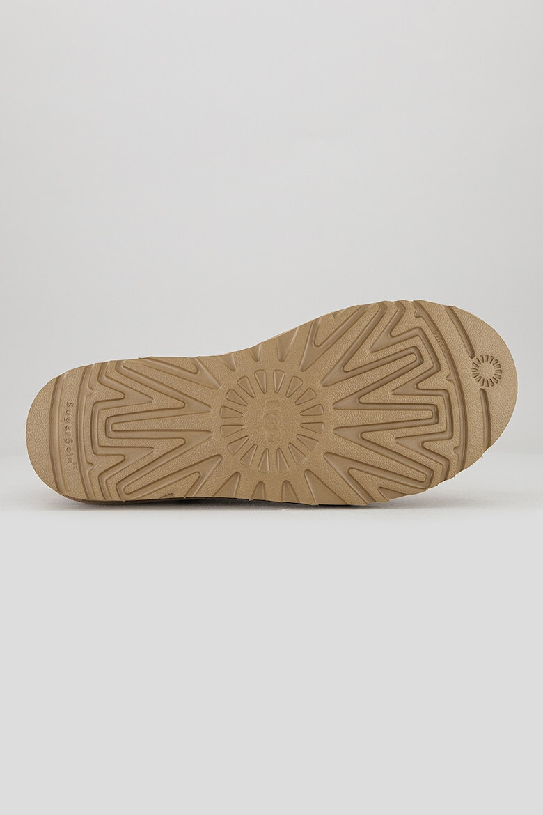 UGG Боти Classic Ultra Mini от велур - Pepit.bg