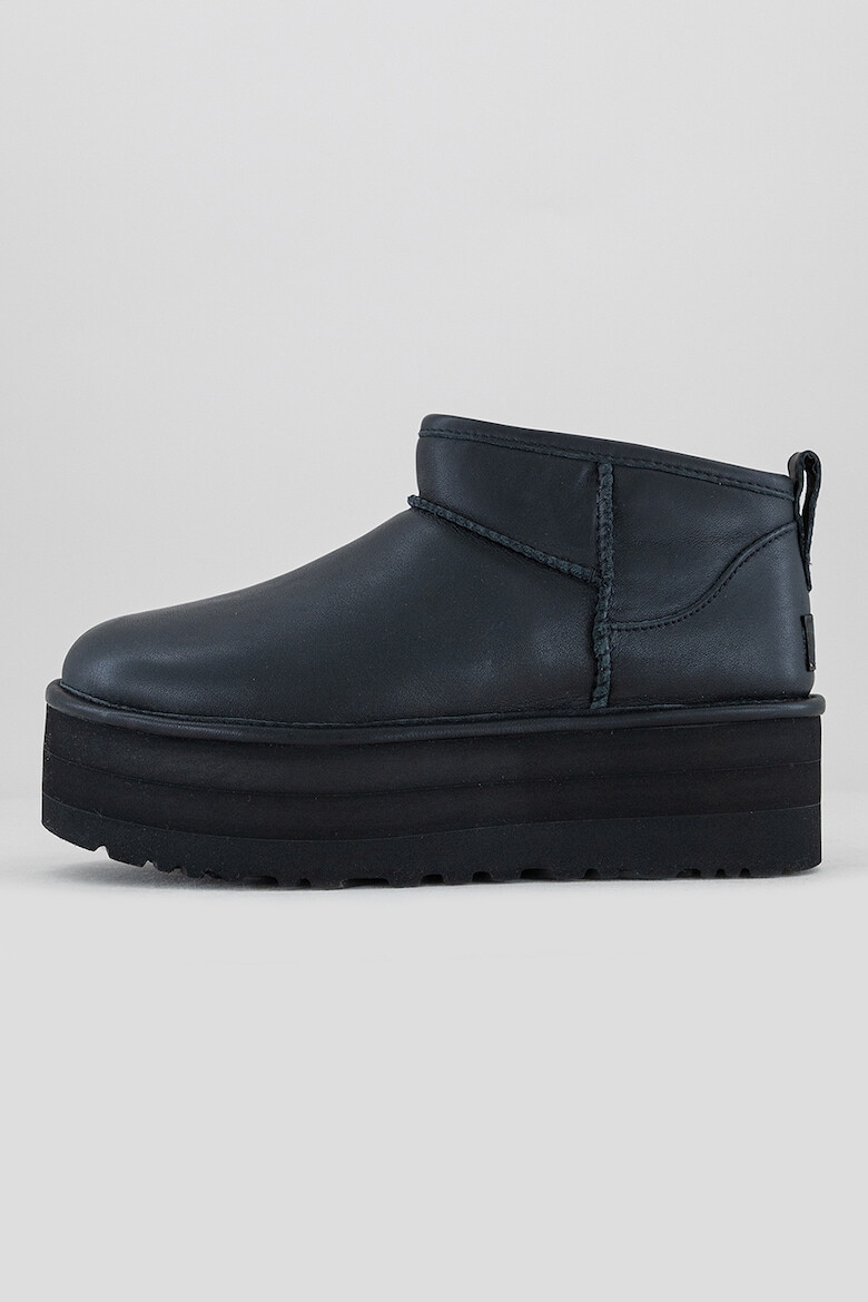 UGG Боти Classic Ultra Mini с равна платформа - Pepit.bg