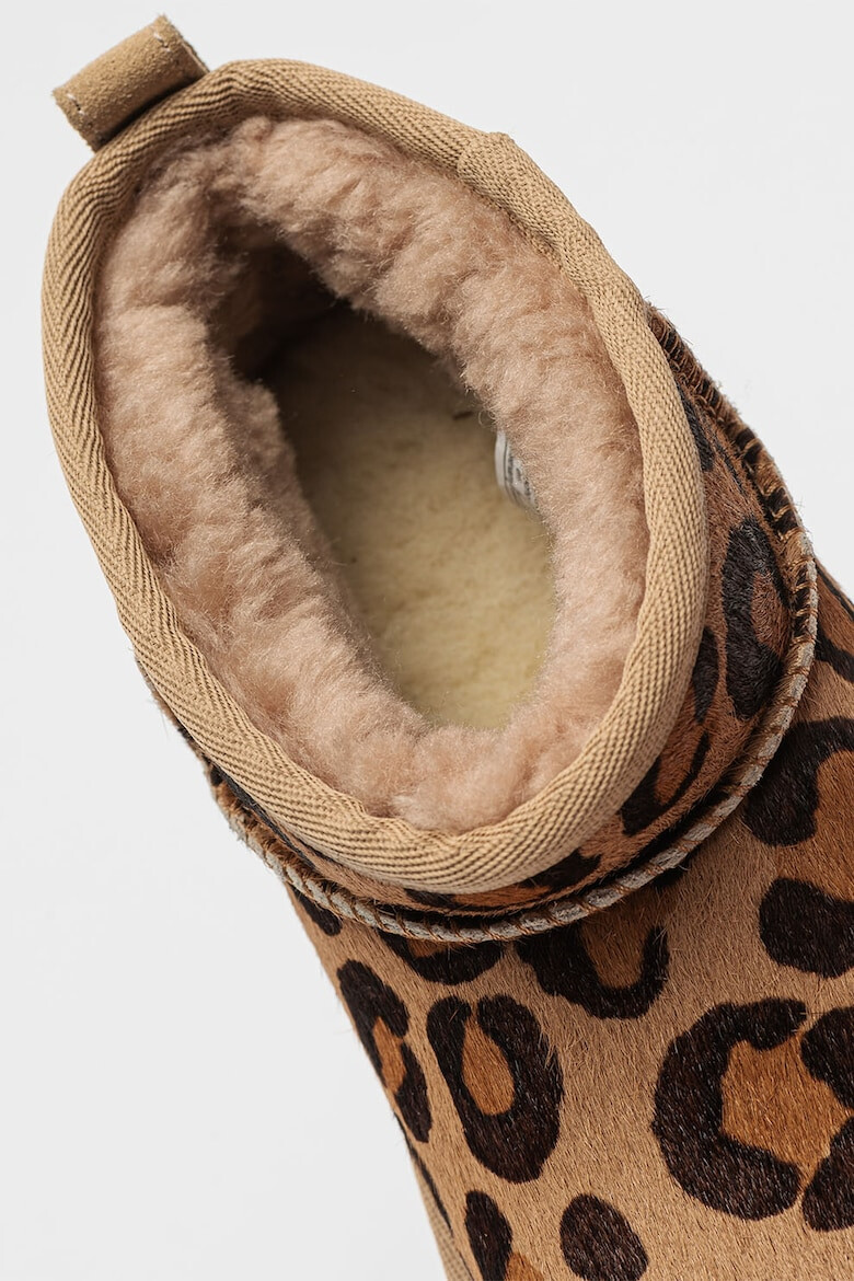 UGG Боти Classic Ultra Mini Spotty с лесно обуване - Pepit.bg