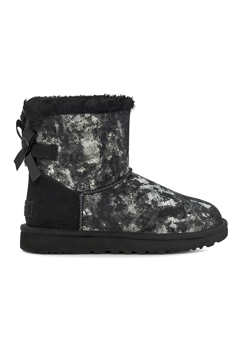 UGG Боти Mini Bailey с бляскав дизайн - Pepit.bg
