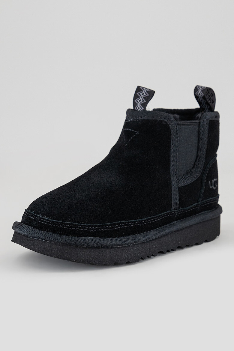 UGG Боти Neumel с текстилни панели - Pepit.bg