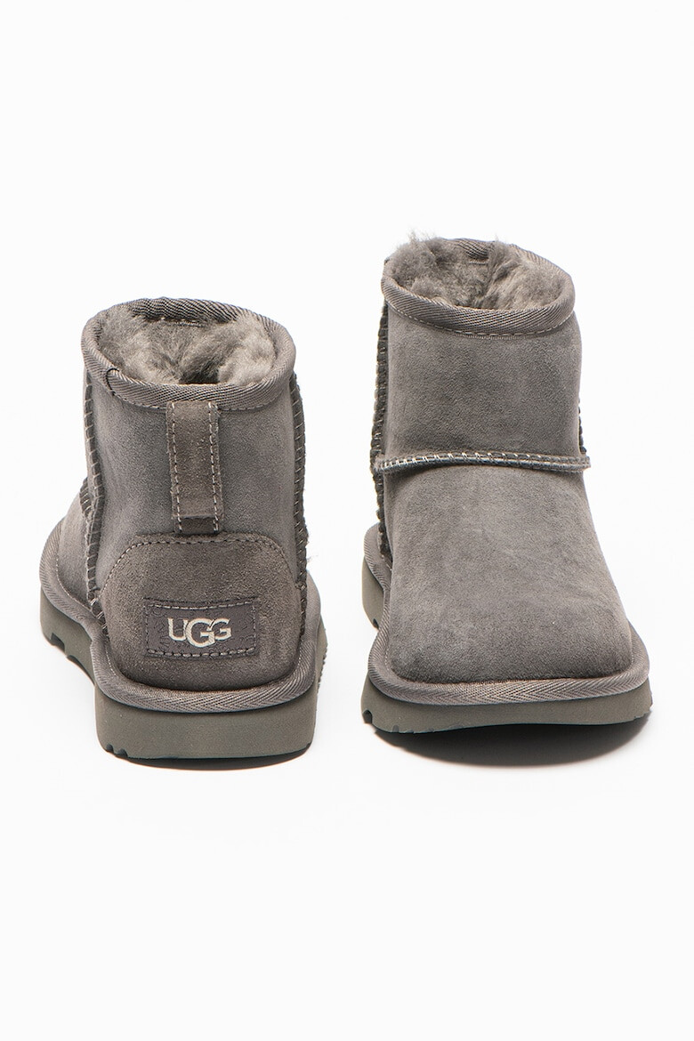 UGG Боти от велур Classic II Mini - Pepit.bg