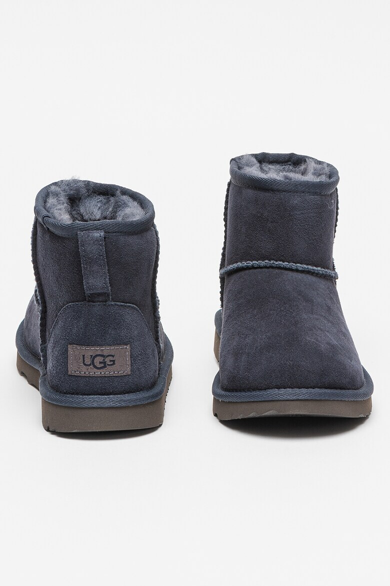 UGG Боти от велур Classic II Mini - Pepit.bg