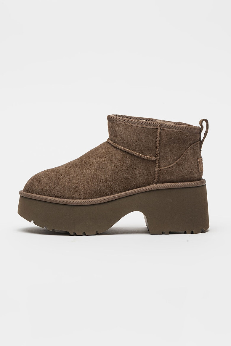 UGG Боти от велур Classic Ultra - Pepit.bg