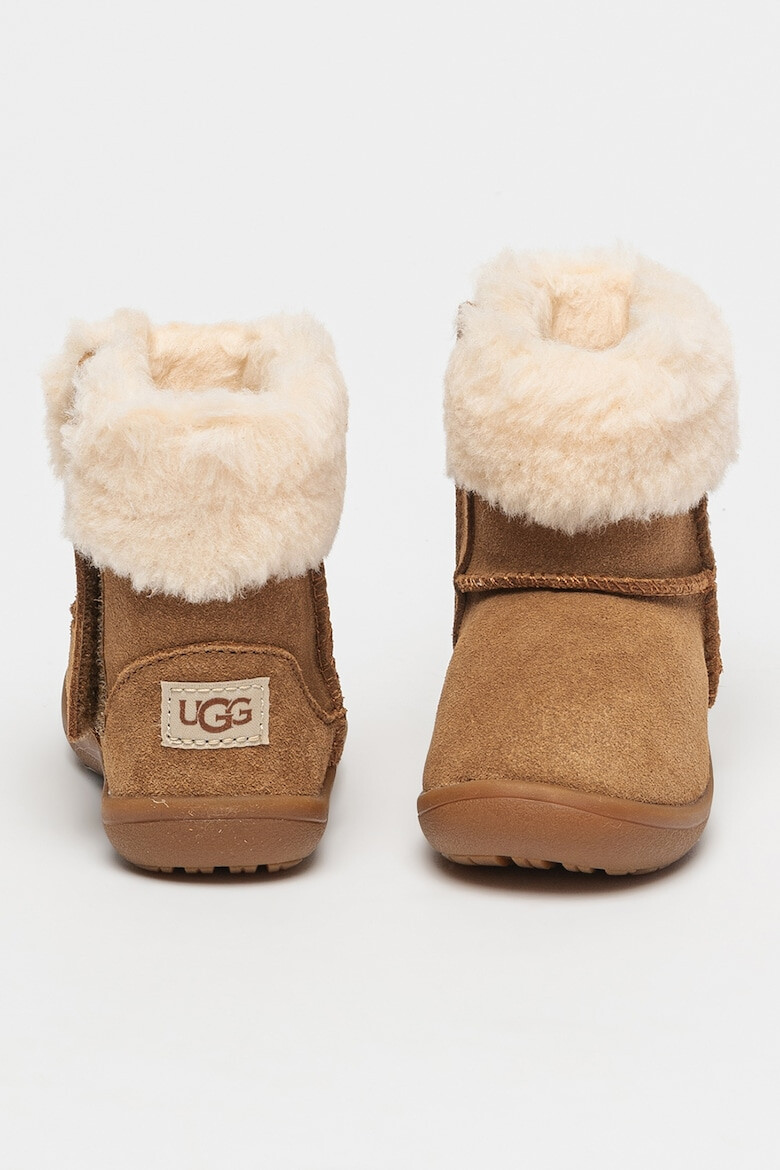 UGG Боти Sammee без закопчаване - Pepit.bg