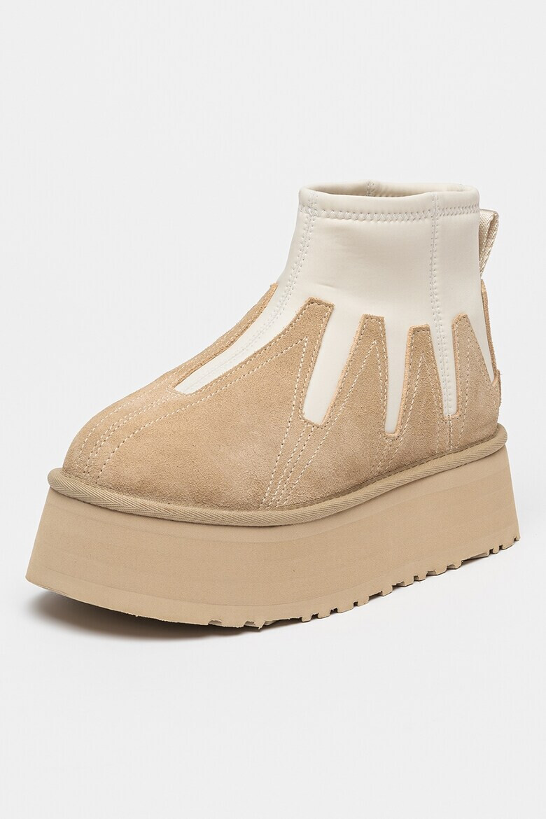 UGG Двуцветни велурени боти Classic Mini Dipper - Pepit.bg