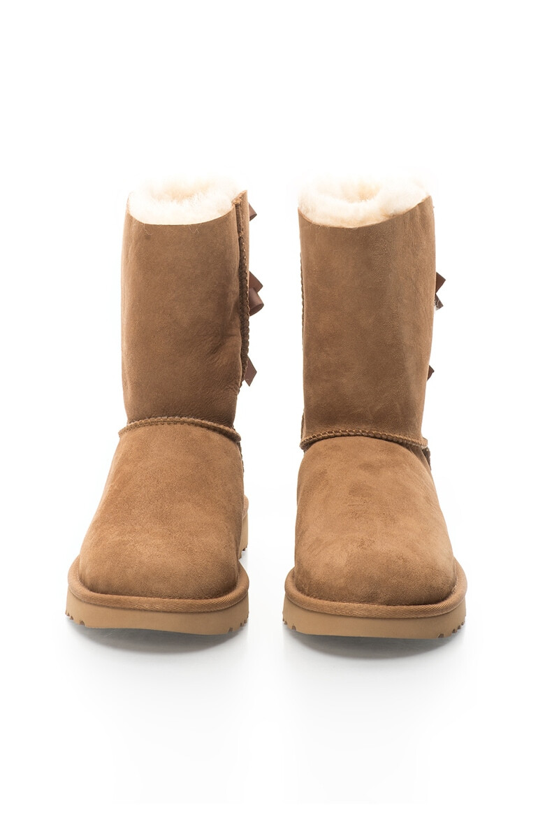 UGG Кафяви велурени боти Bailey с панделки - Pepit.bg