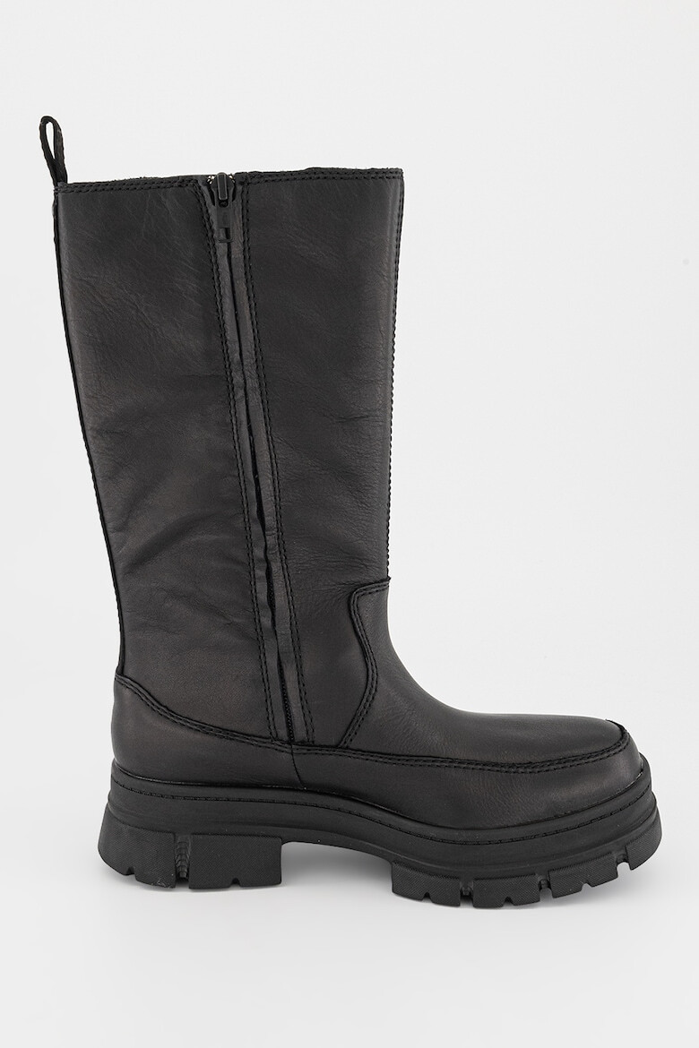 UGG Кожени боти Ashton - Черен - Pepit.bg