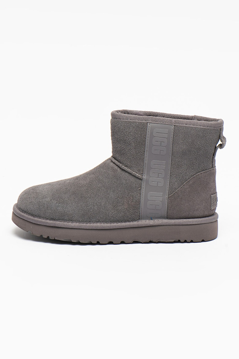 UGG Кожени боти Classic Mini - Pepit.bg