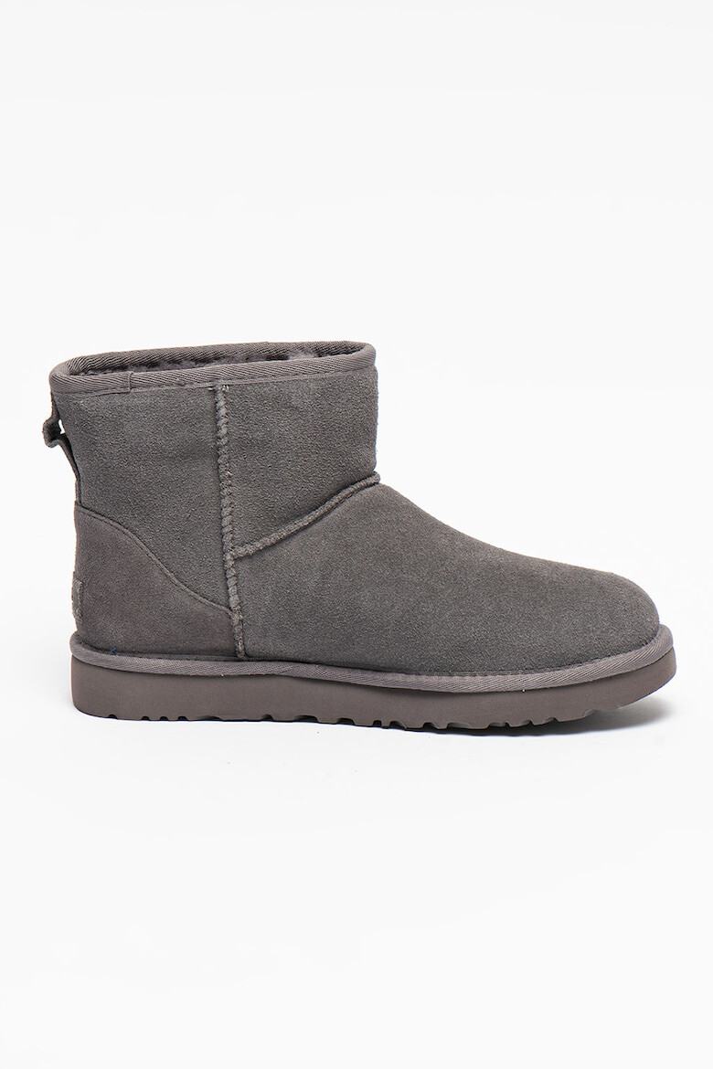 UGG Кожени боти Classic Mini - Pepit.bg