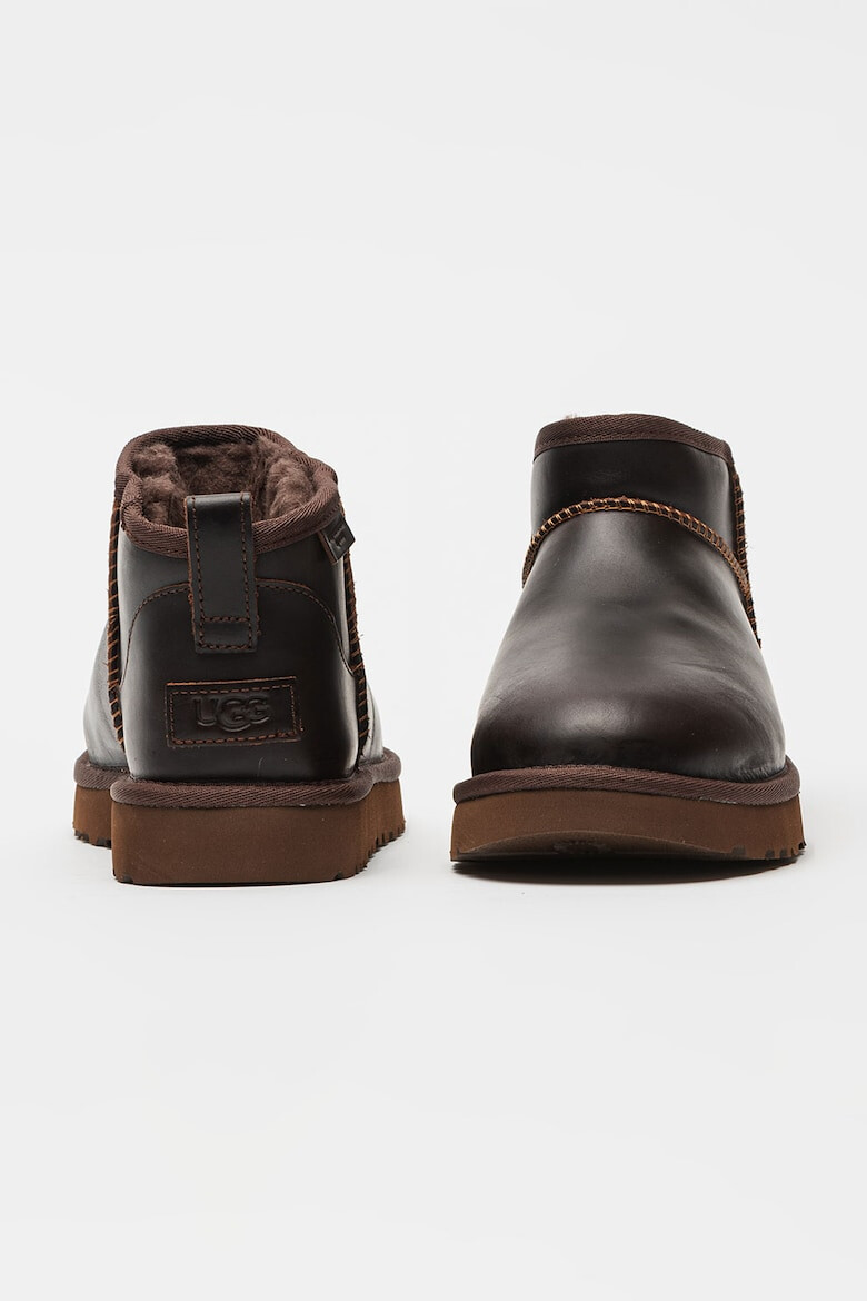 UGG Кожени боти Classic Ultra Mini Caspian - Pepit.bg