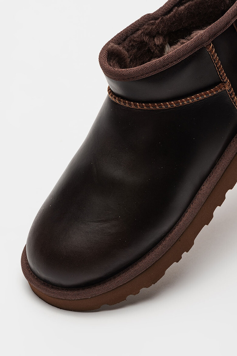 UGG Кожени боти Classic Ultra Mini Caspian - Pepit.bg