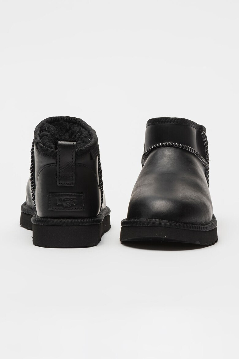 UGG Кожени боти Classic Ultra Mini Caspian - Pepit.bg