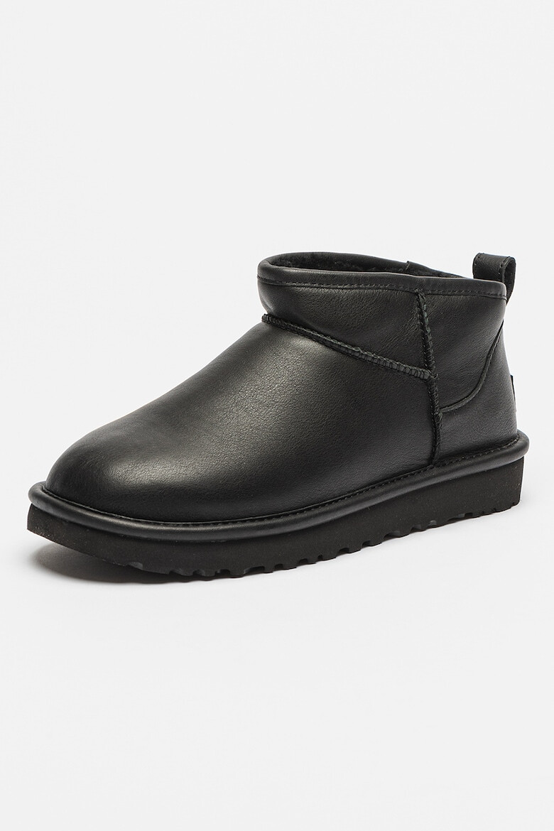 UGG Кожени ботуши Classic Ultra Mini - Pepit.bg