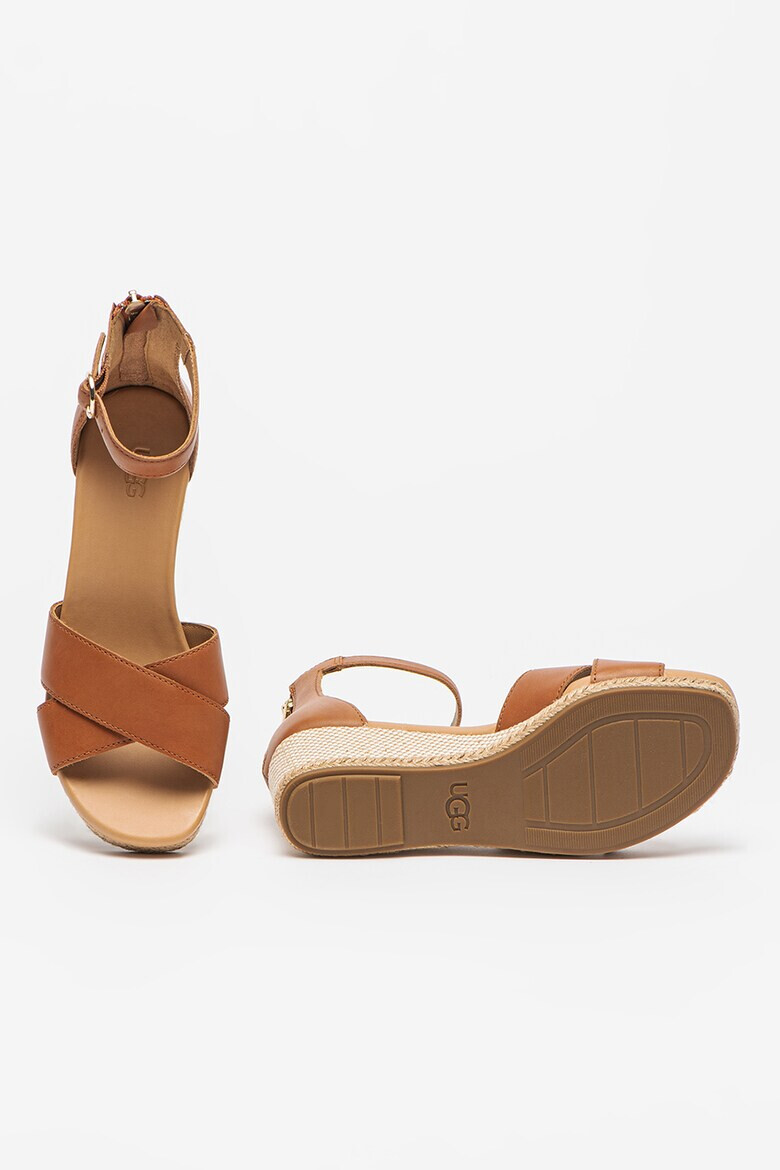 UGG Кожени скосени сандали Eugenia - Pepit.bg