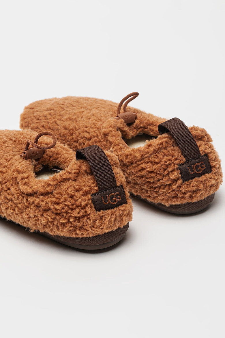 UGG Мъхести домашни пантофи Plushy - Pepit.bg