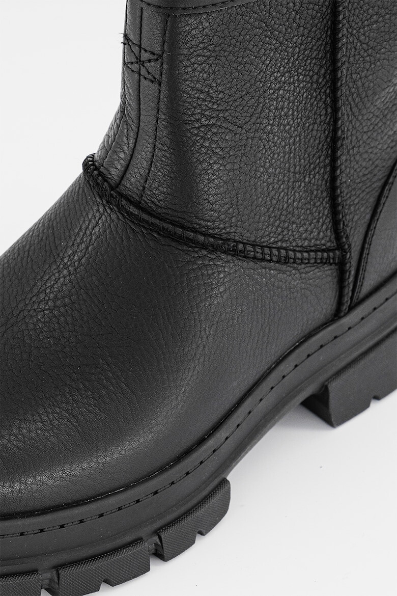 UGG Непромокаеми кожени мокасини - Pepit.bg