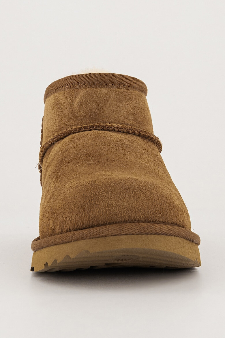 UGG Непромокаеми велурени боти Classic Mini II - Pepit.bg