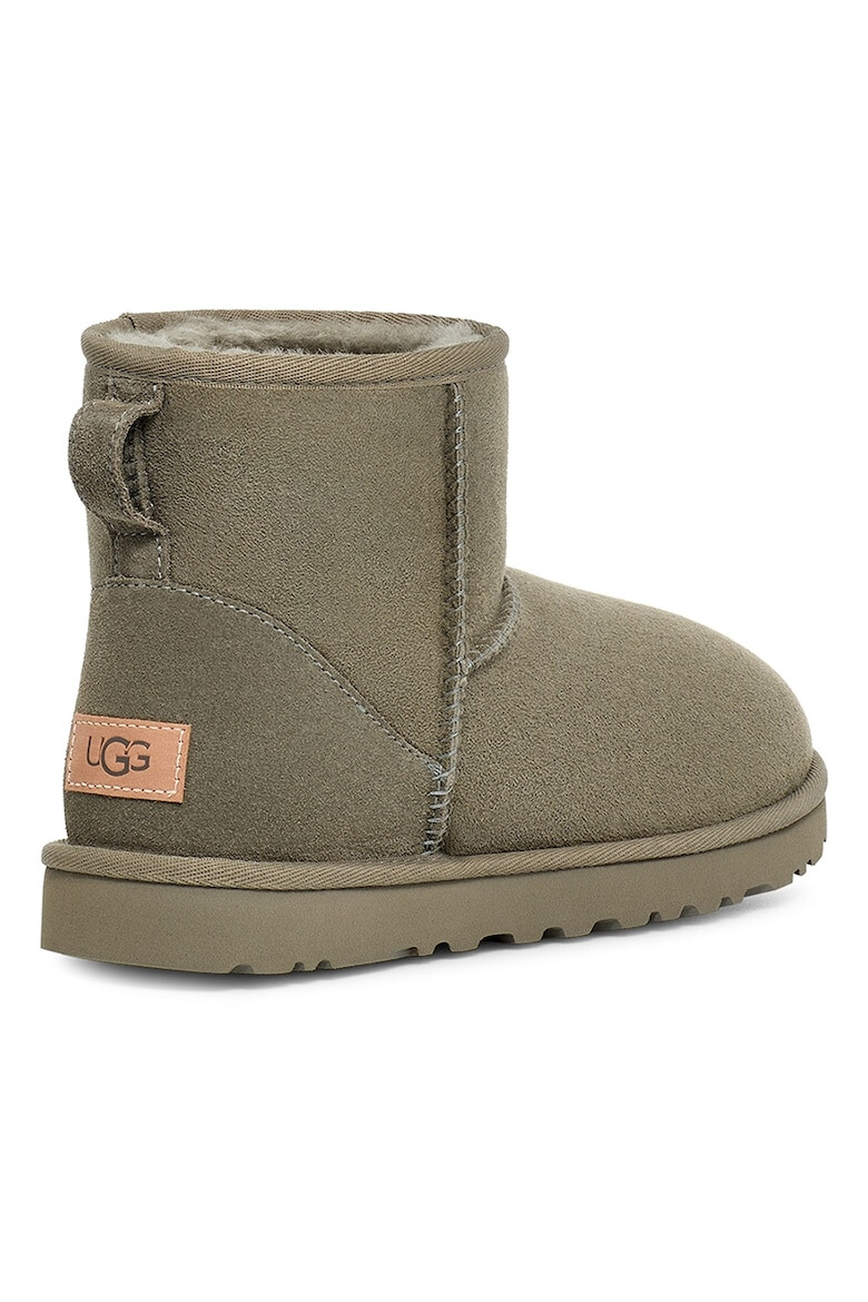 UGG Непромокаеми велурени боти Classic Mini II с лесно обуване - Каки - Pepit.bg