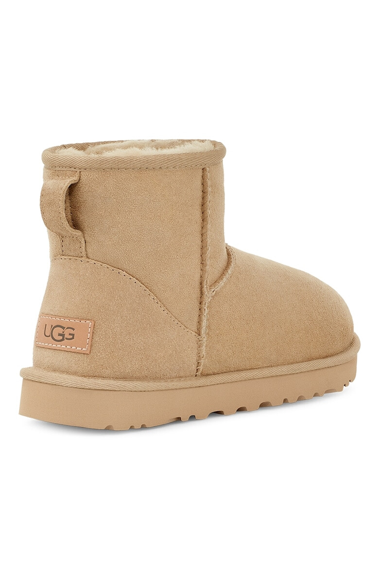 UGG Непромокаеми велурени боти Classic Mini II - Pepit.bg