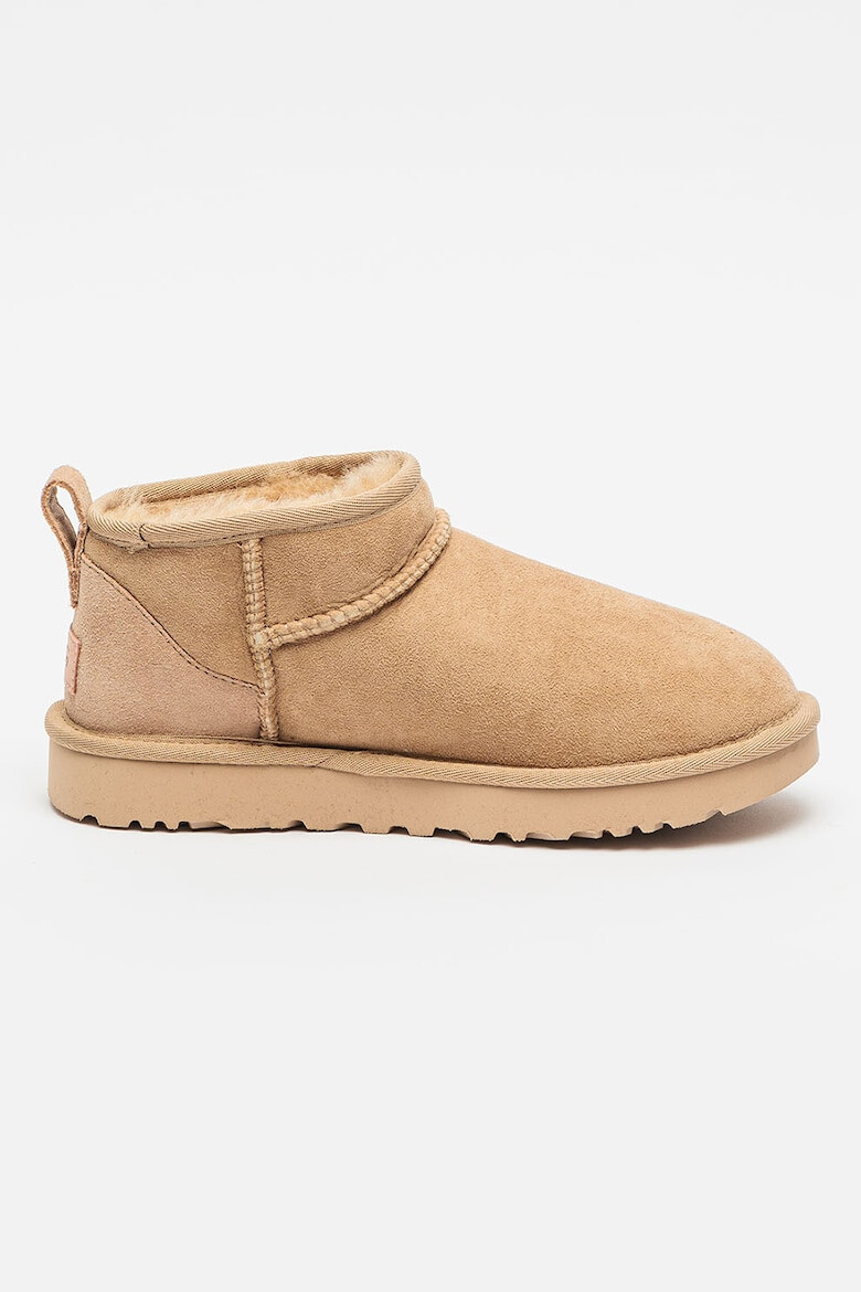 UGG Непромокаеми велурени боти Classic Ultra Mini - Pepit.bg