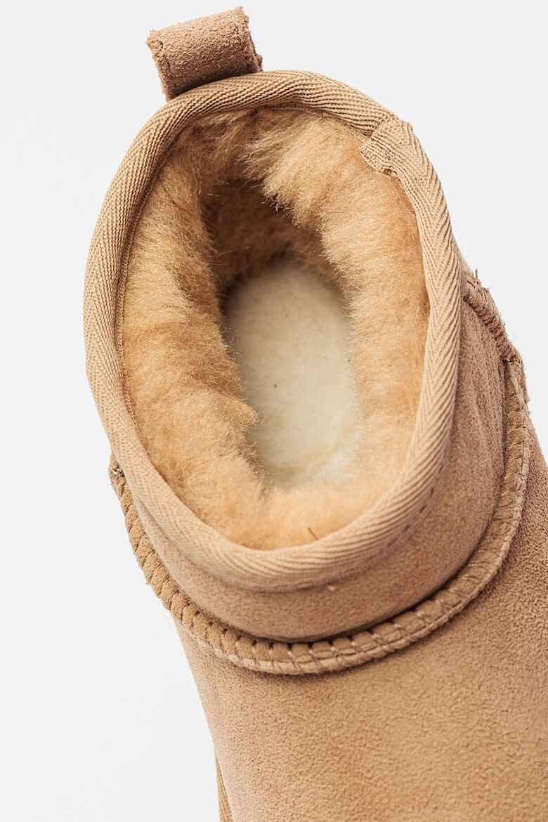 UGG Непромокаеми велурени боти Classic Ultra Mini - Pepit.bg