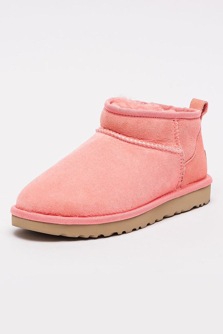 UGG Непромокаеми велурени боти Classic Ultra Mini - Pepit.bg