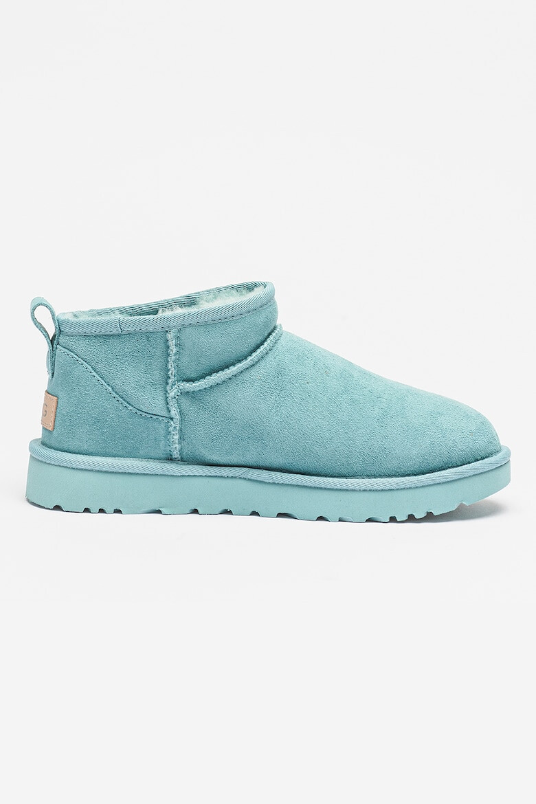 UGG Непромокаеми велурени боти Classic Ultra Mini - Pepit.bg