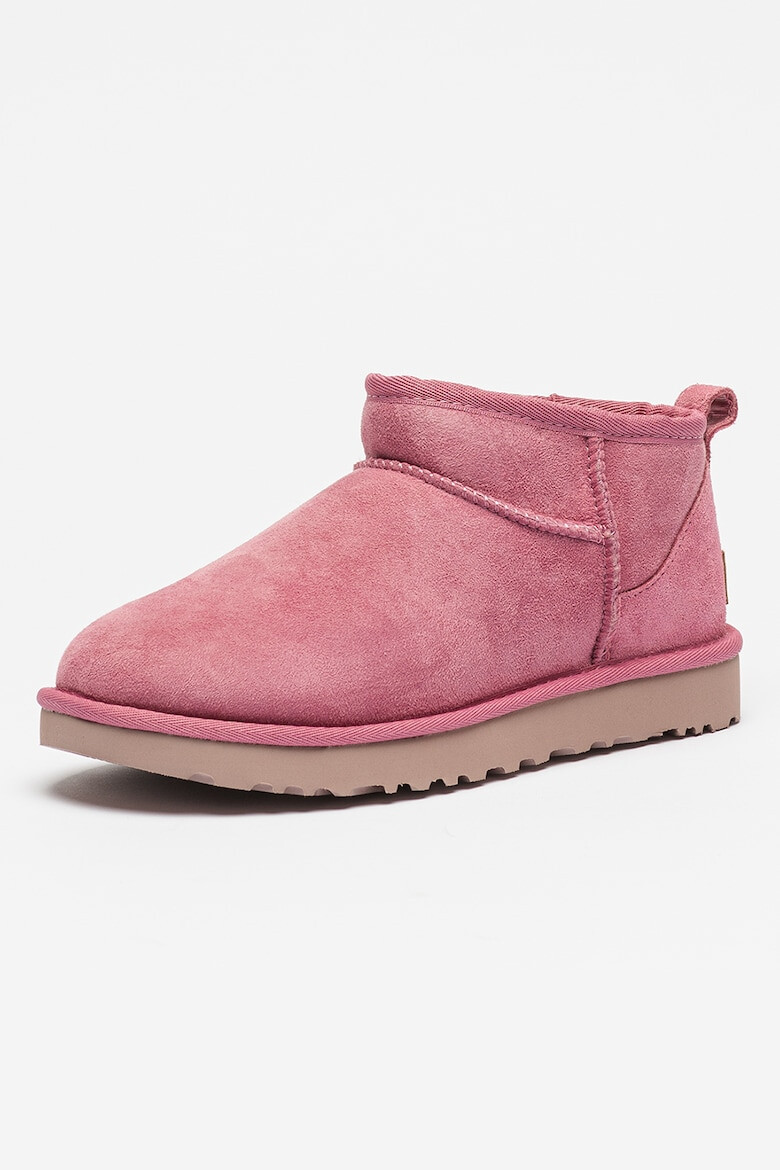 UGG Непромокаеми велурени боти Classic Ultra Mini - Pepit.bg