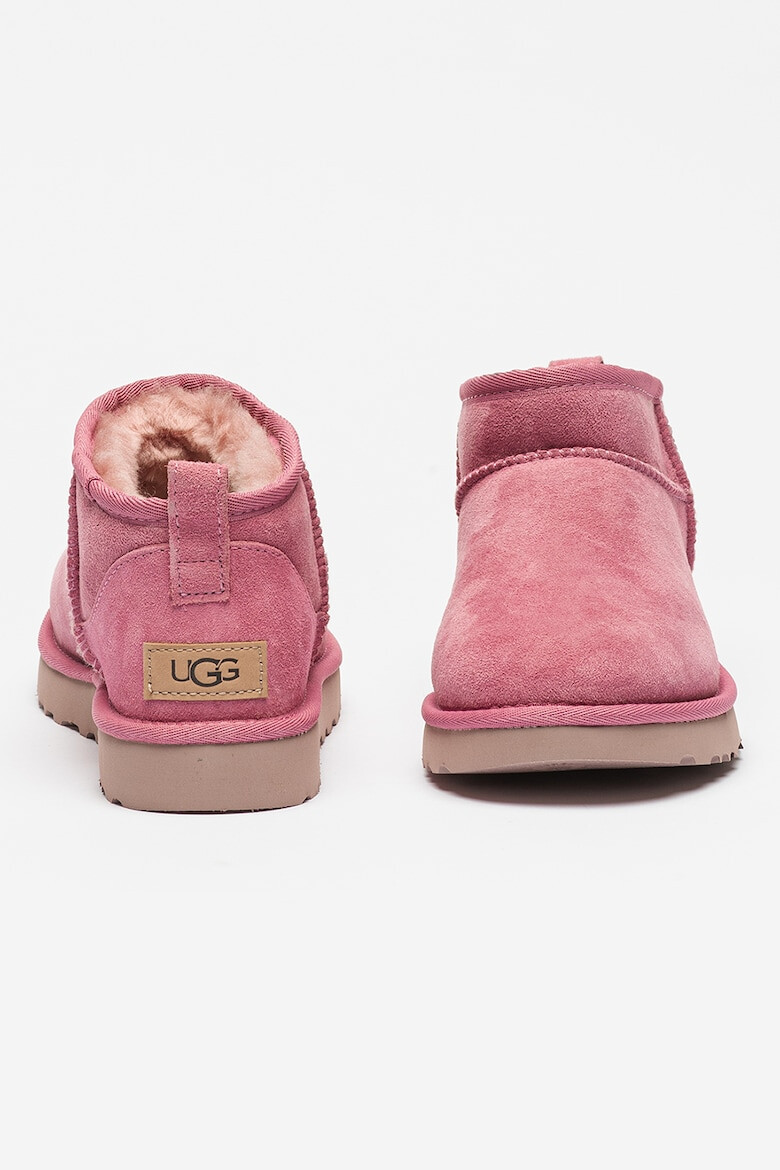 UGG Непромокаеми велурени боти Classic Ultra Mini - Pepit.bg